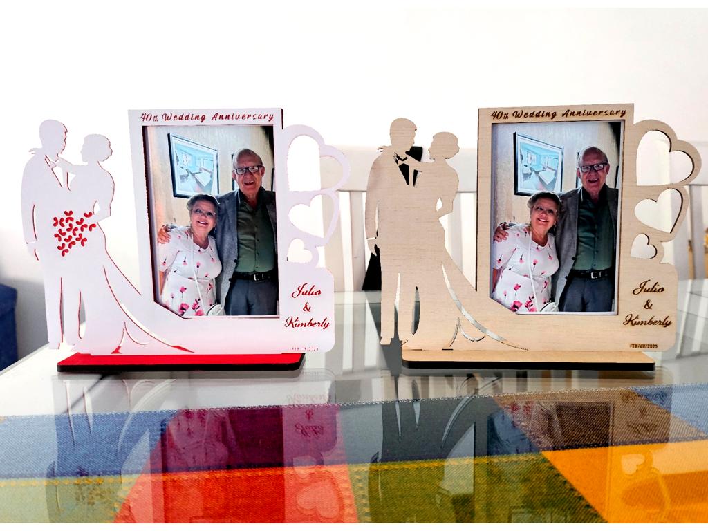 Caja de acrílico personalizada para regalo con grabado láser en CDMX